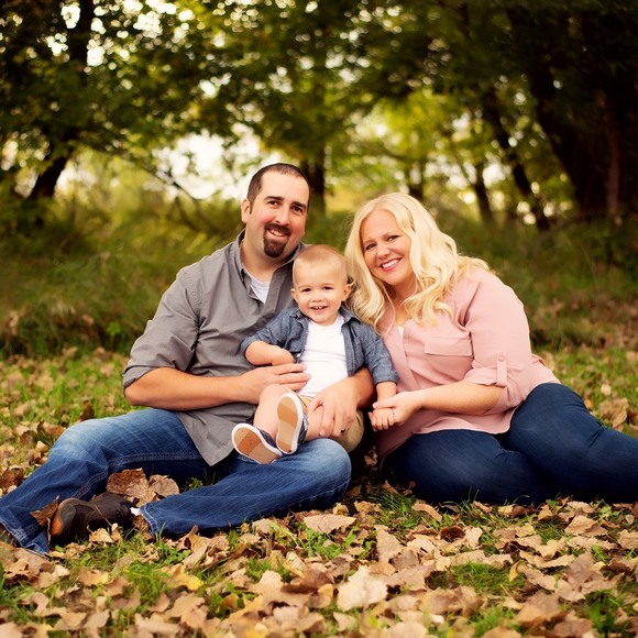 Meet your Posher, Laura - Picture 1 of 1